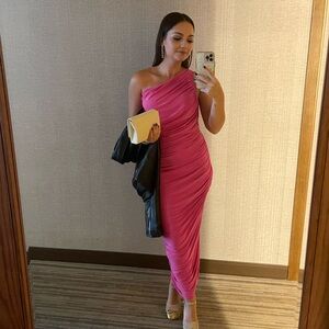 Norma Kamali Orchid Pink One-Shoulder Dress